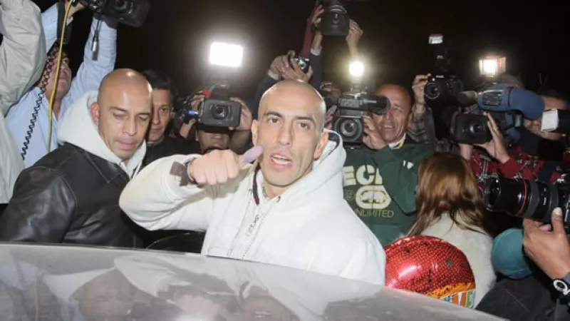 Carlos Cázares sale del Reclusorio Sur