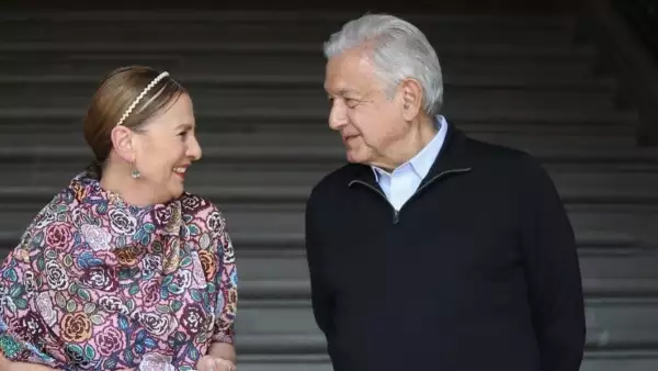 BEATRIZ.GUTIERREZ-AMLO.jpg