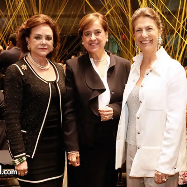 Adriana Salinas, Cecilia Occelli y Marie Thérèse Arango
