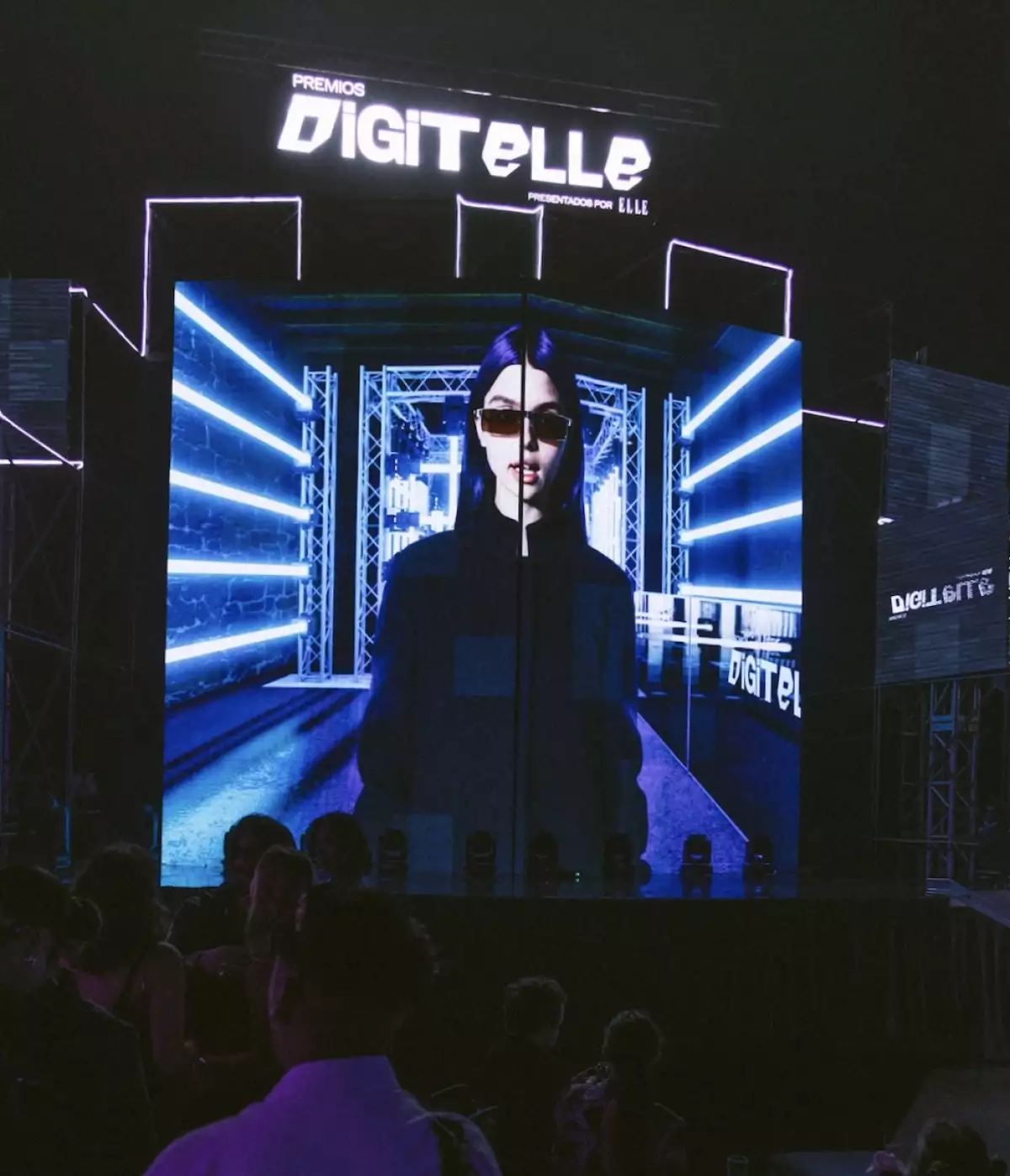 La influencer de IA que se ROBÓ el show en los Premios DIGITELLE 2025