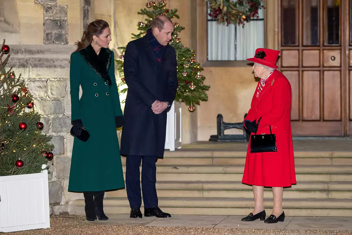Queen Elizabeth II thanks key workers at Windsor Castle, UK - 08 Dec 2020