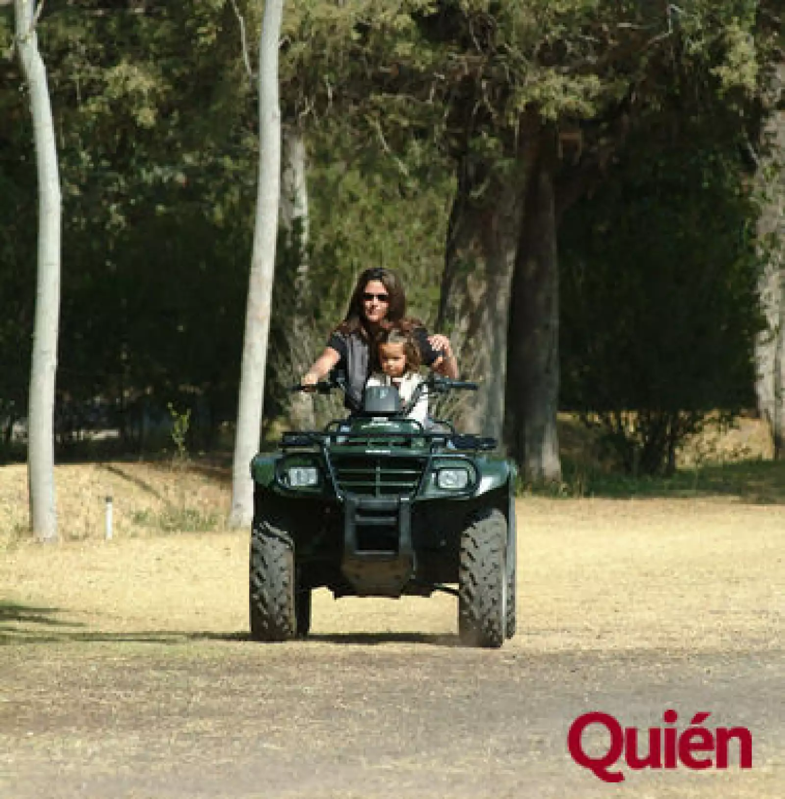 Karina Cabañas, María Luisa Jauregui