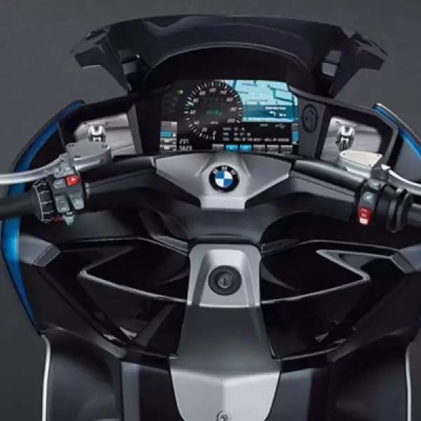 El modelo de serie que se basará en este concepto comenzará su producción el próximo año y estará dirigido principalmente al mercado europeo.