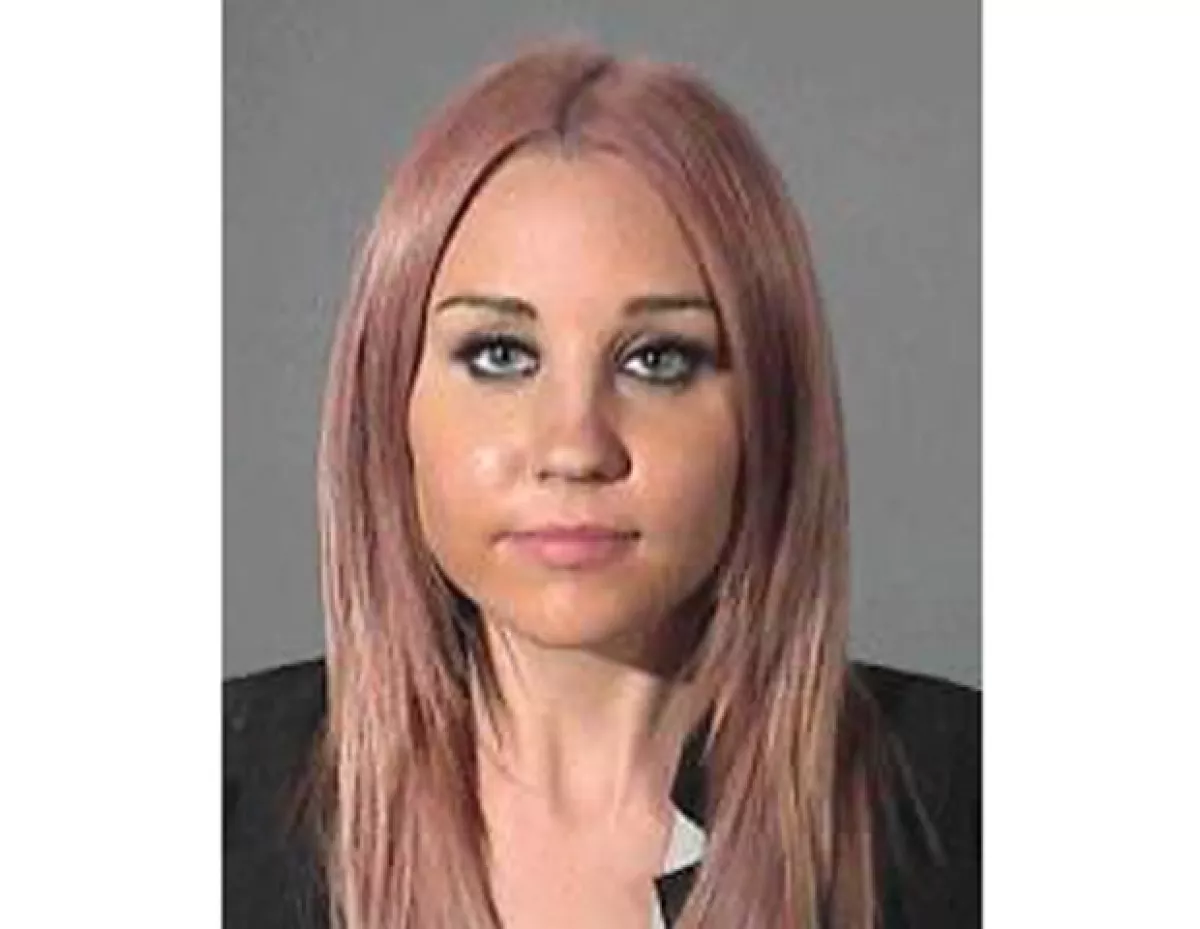 Esta es la foto de su expediente.