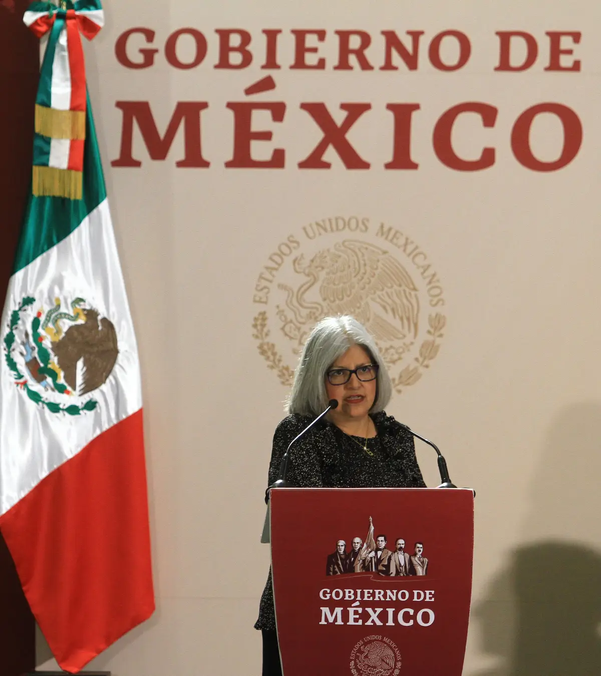 Firma Decreto de Estímulos Fiscales 