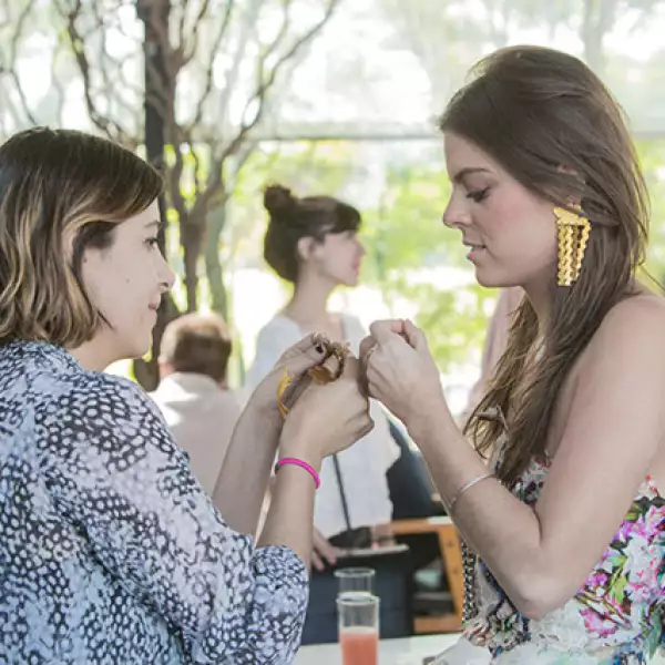 Debora Torres,Yael Sandler