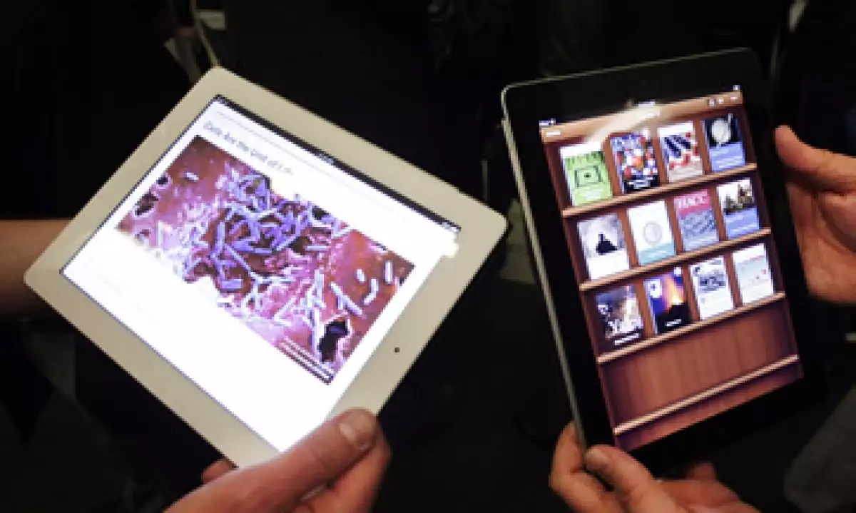 El principal beneficio de las tabletas en la tecnología educativa es el acceso a la información, de acuerdo al sondeo entre especialistas. (Foto: AP)