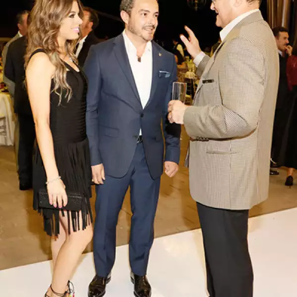 Alejandra Carrillo, Parrish Cárdenas y Carlos González