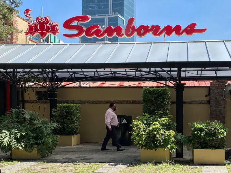 Grupo Sanborns cierra tiendas por covid-19