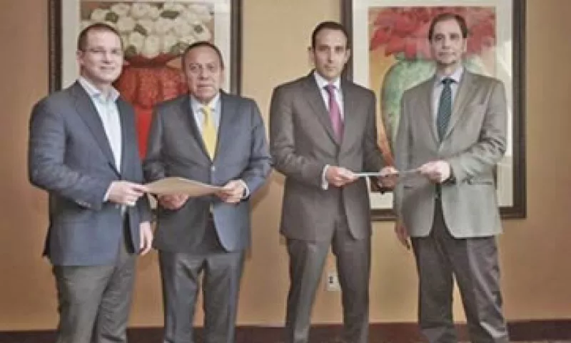 De izq a der: Ricardo Anaya, Jesús Zambrano, Robergo Gil y Agustín Basave. (Foto: Twitter/@PRDMexico )