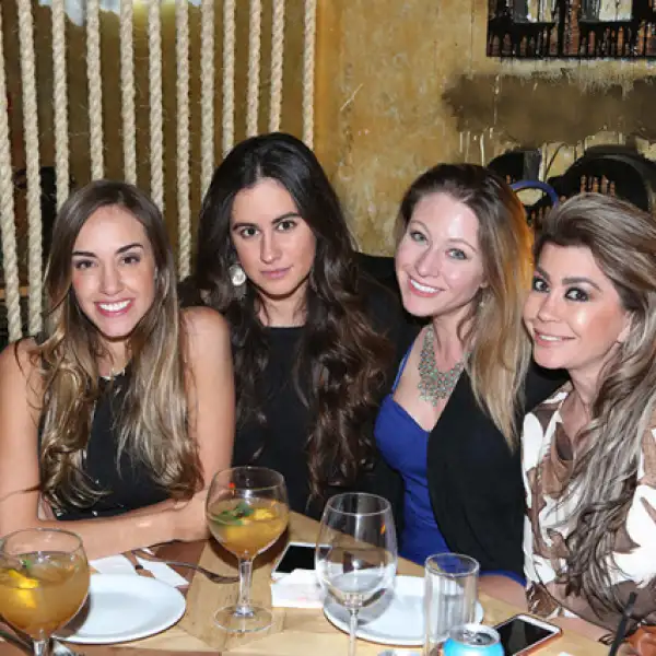 Olivia Peralta, Daniela Blanco, Ayleen Aaler y Paola Arsof