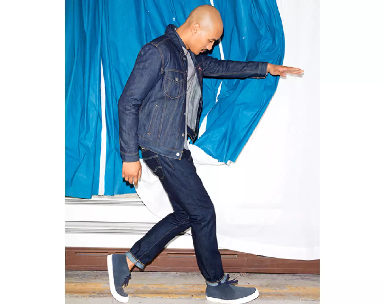 Si prefieres usar outfits de un sólo tono, puedes usar este conjunto tal cual. Es ideal porque está hecho a prueba de errores, ¡no hay manera en la que te puedas ver mal con esto!