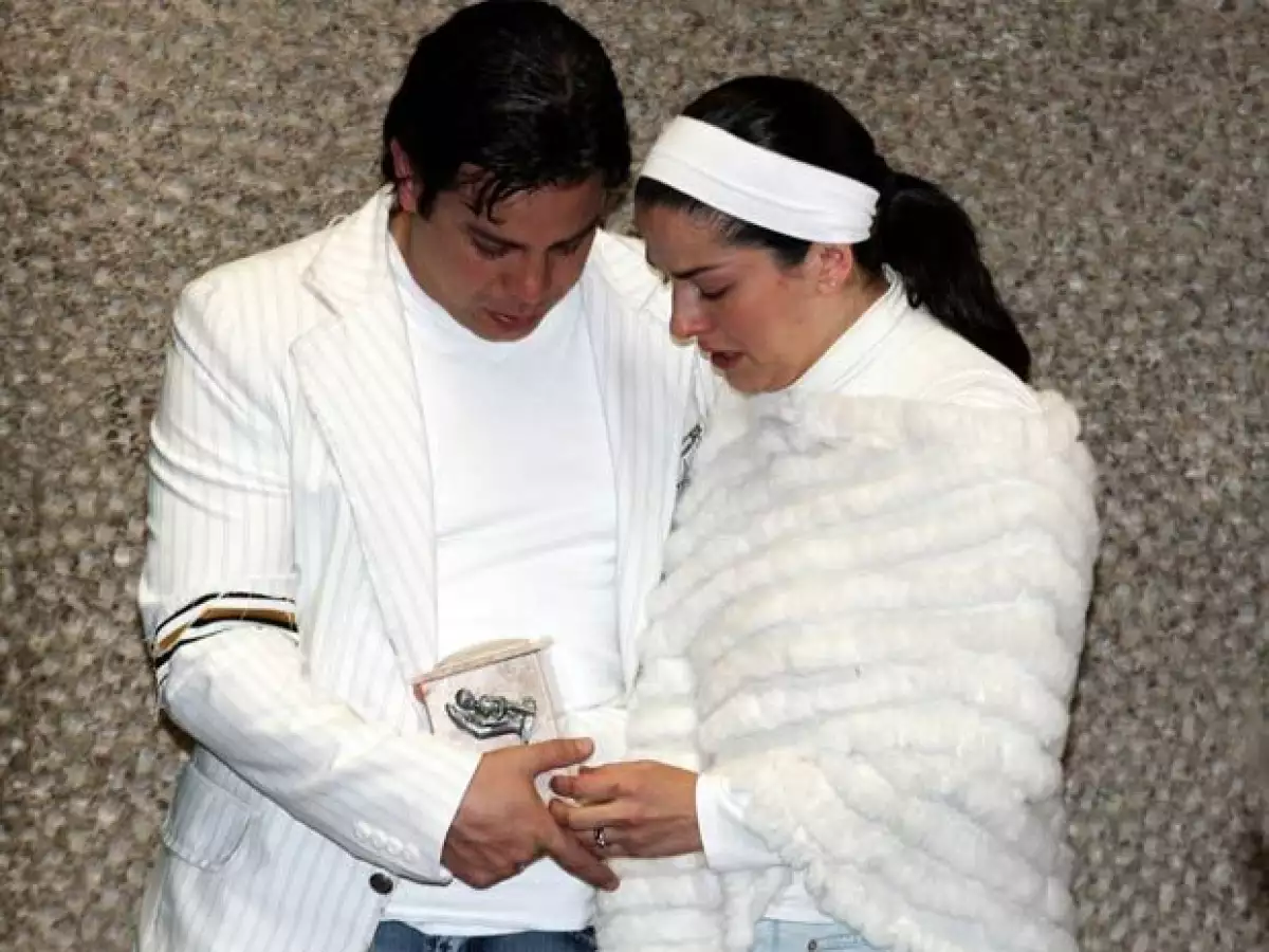El pasado 24 de marzo, la artista se convirtió en madre por primera vez y su hija, de nombre Sophia, pesó dos kilos 400 gramos, sin embargo, su salud siempre fue delicada.