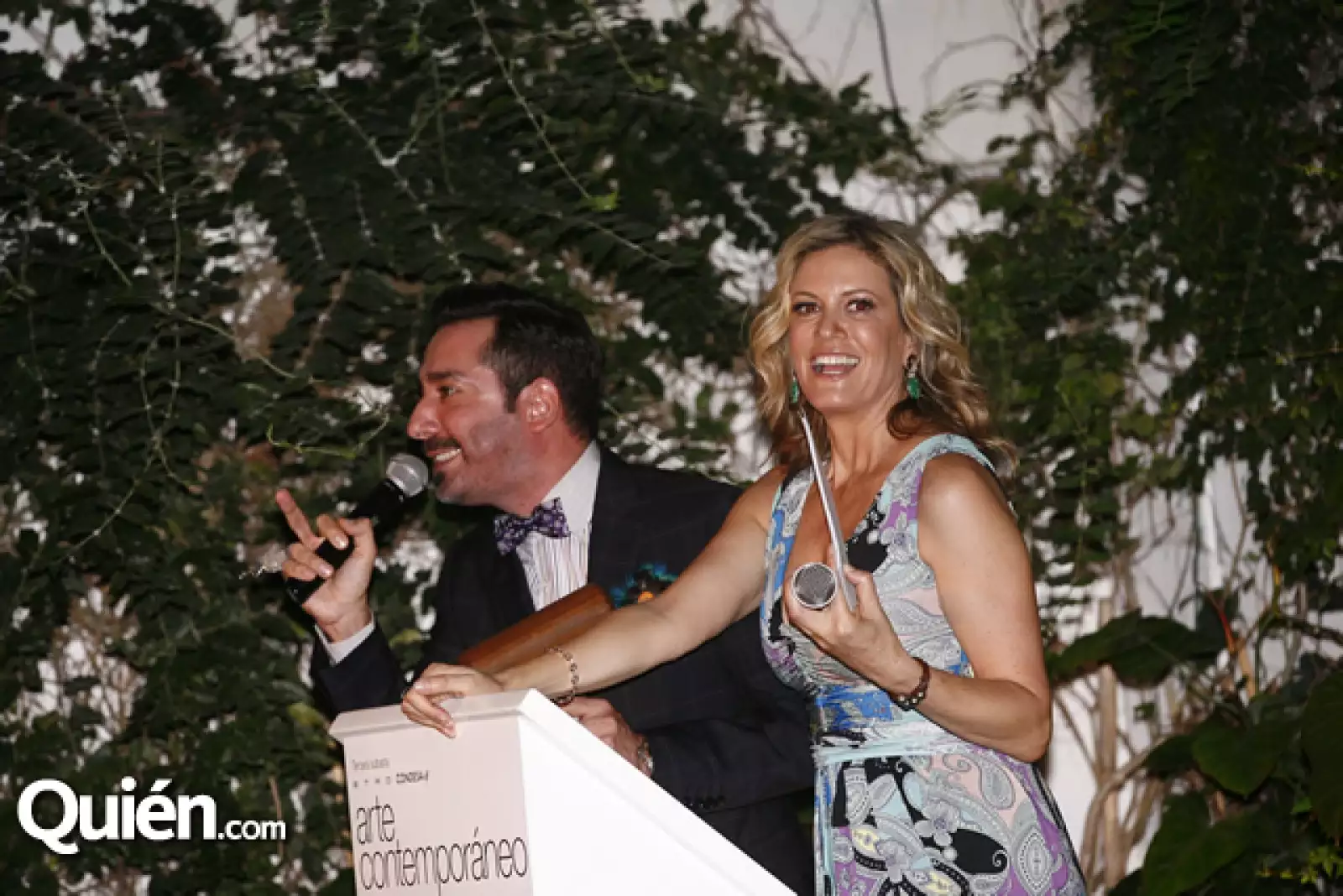 Guillermo Martínez,Rebecca de Alba