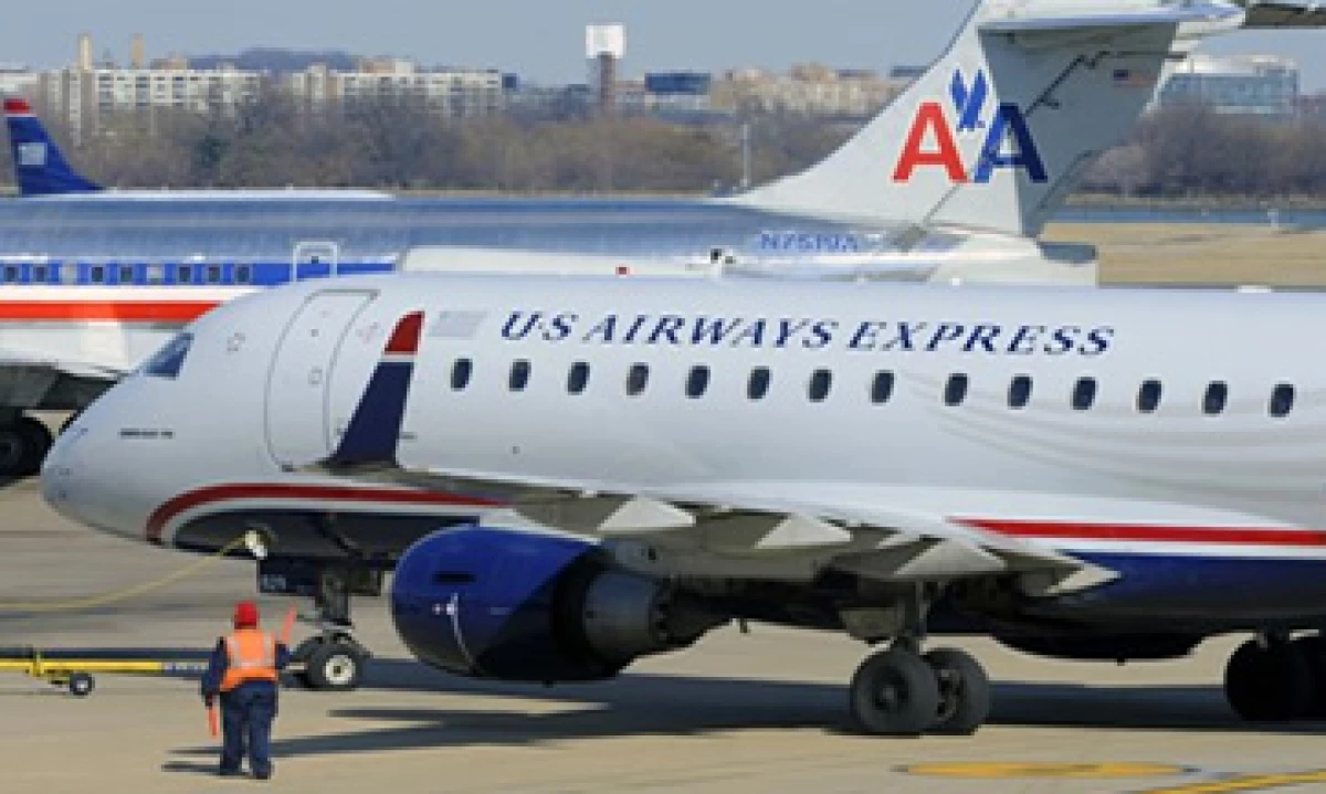 El fiscal general de Texas abandonó la demanda contra American Airlines y US Airways. (Foto: AP)