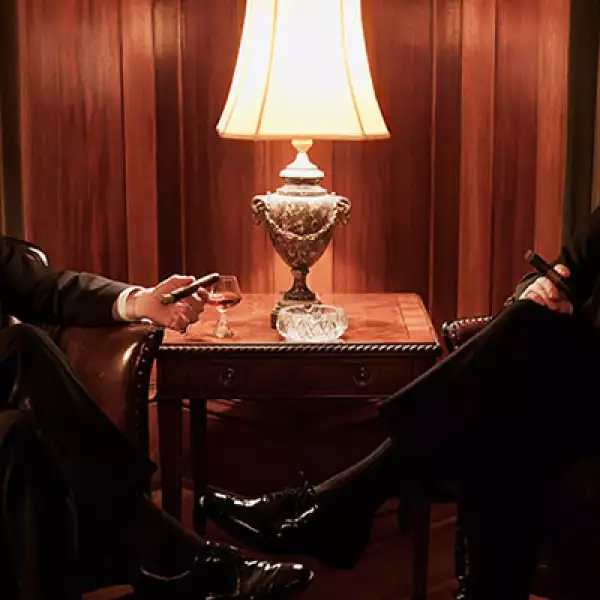 Mad Men, creada por Matthew Weiner, ha ganado 15 premios Emmy y 4 Globos de Oro.