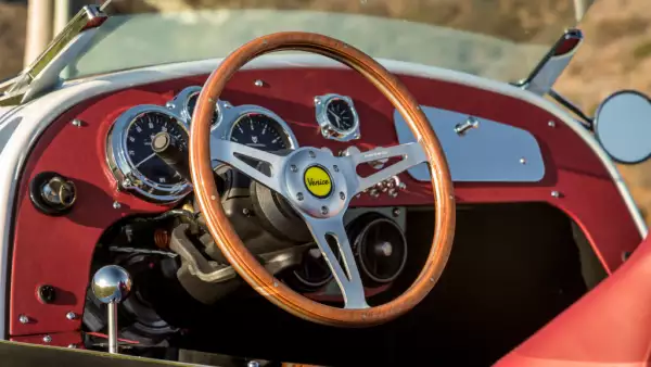 Vanderhall Venice