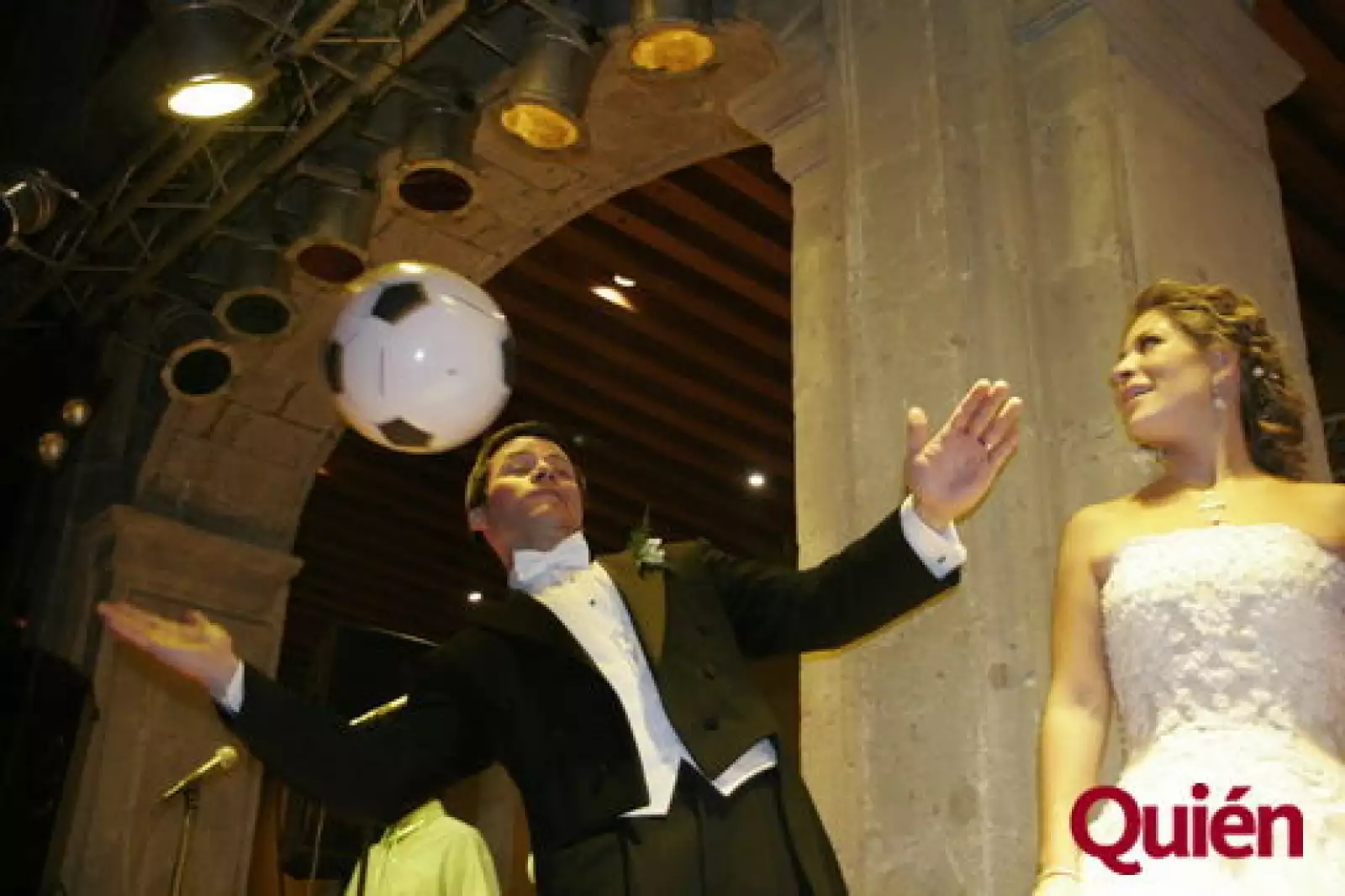 Paulina Flores, Pablo Corona