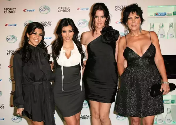 Khloé Kardashian decidió no contar a su familia sus problemas matrimoniales con Lamar Odom.