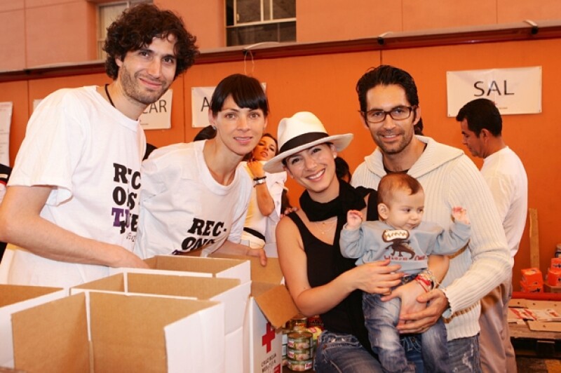 Benny Ibarra, Celina del Villar, Claudia Lizaldi y Eammon estuvieron presentes para apoyar.