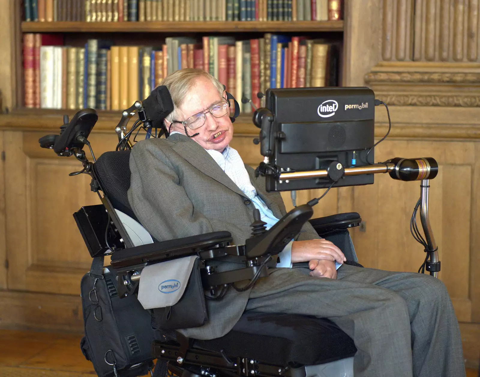 El famoso científico murió a los 76 años 