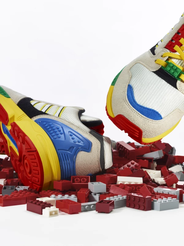 Lego_Detail_4_f1.jpg