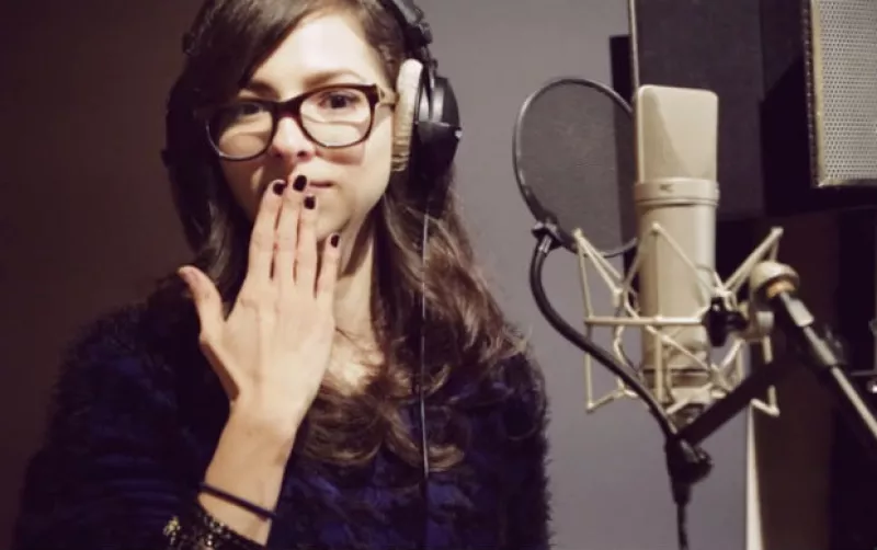 De su propia inspiración, la cantante compuso dos temas inspirados en una de sus épocas favoritas del año, una de ellas es un regalo especial para todos sus fans.