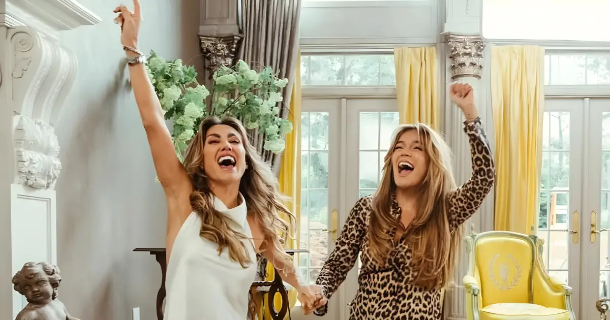 Anahí y Karol G