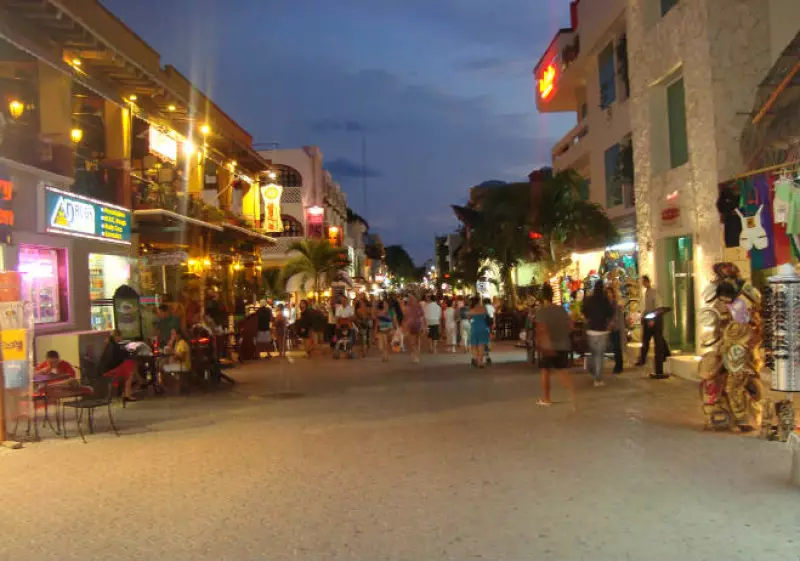 Quinta Avenida, Playa del Carmen