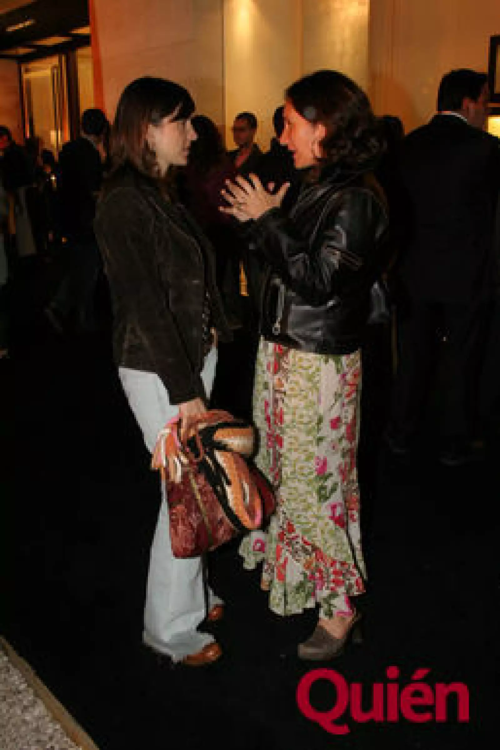 Paula Brandan, Macarena Coll