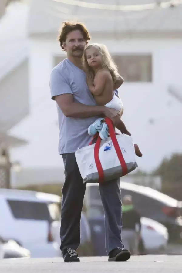 Bradley Cooper y su hija Lea
