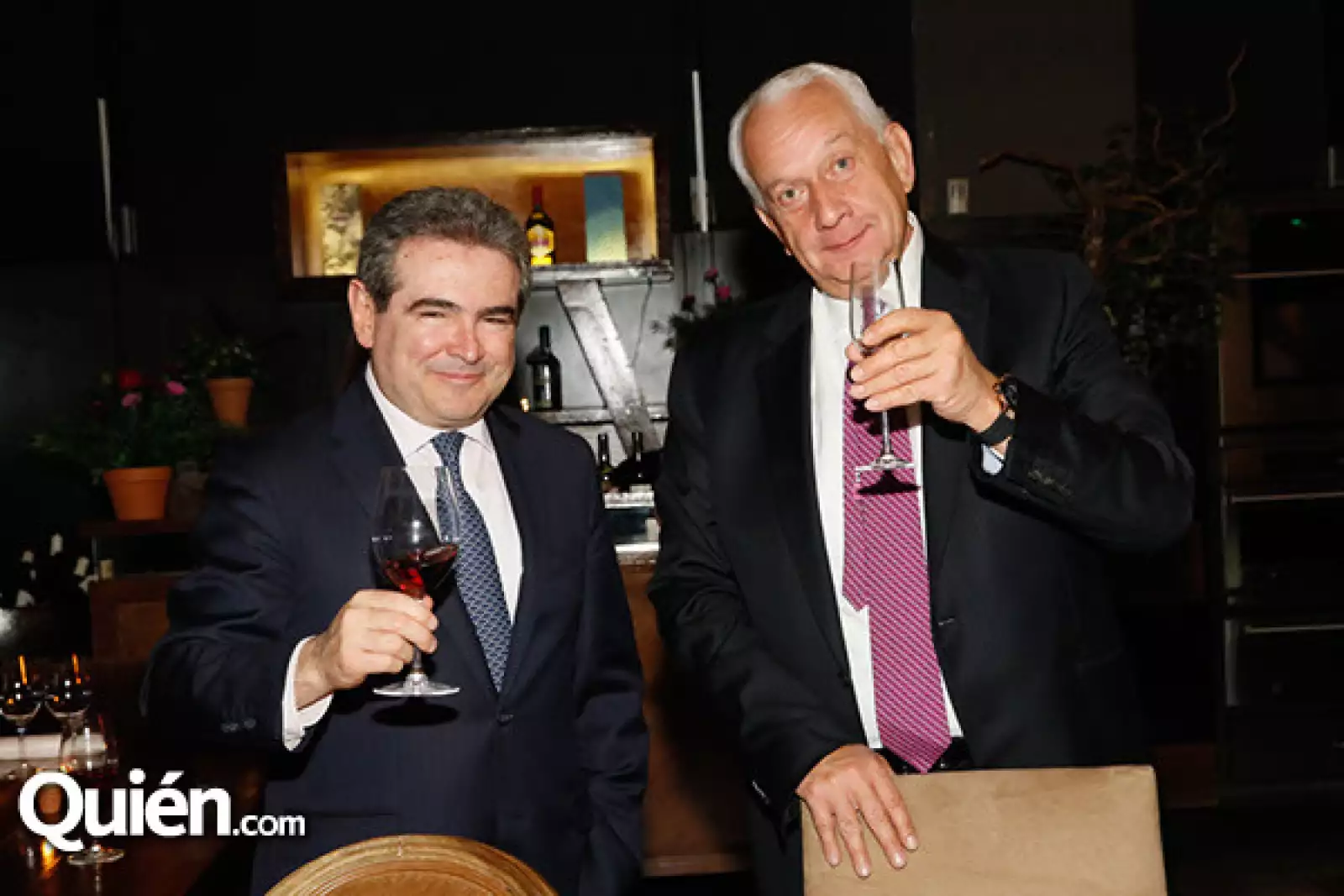Enrique y Carlos González