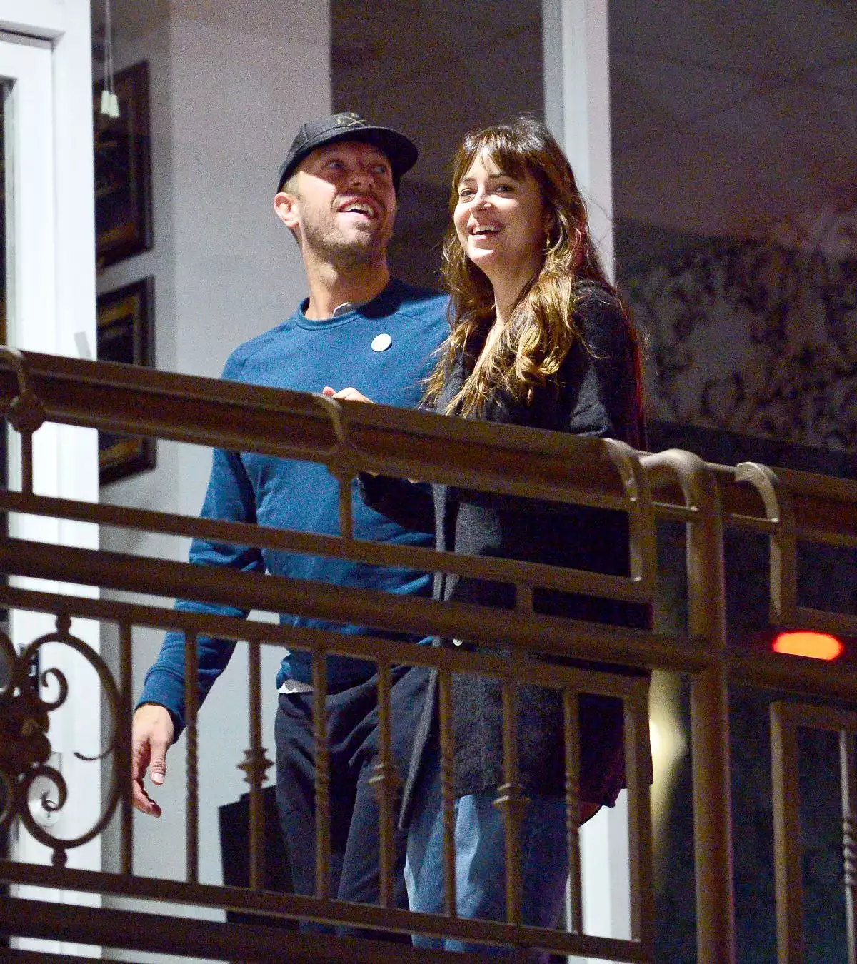 Dakota Johnson y Chris Martin 