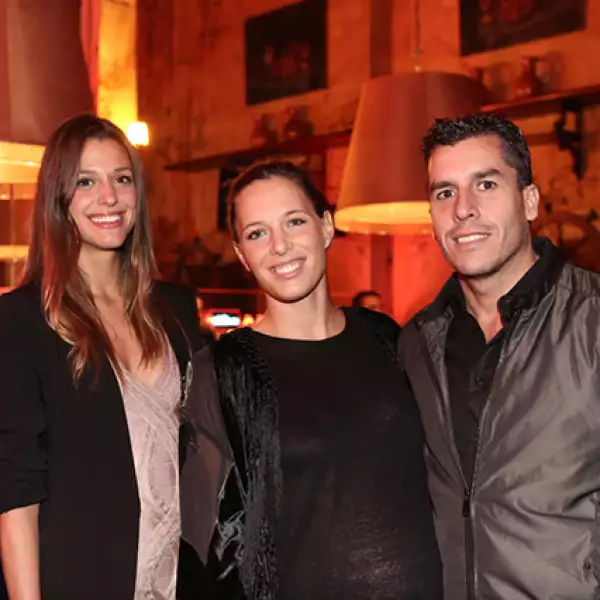 Daniela Frid,Deborah Jiménez,Matias López
