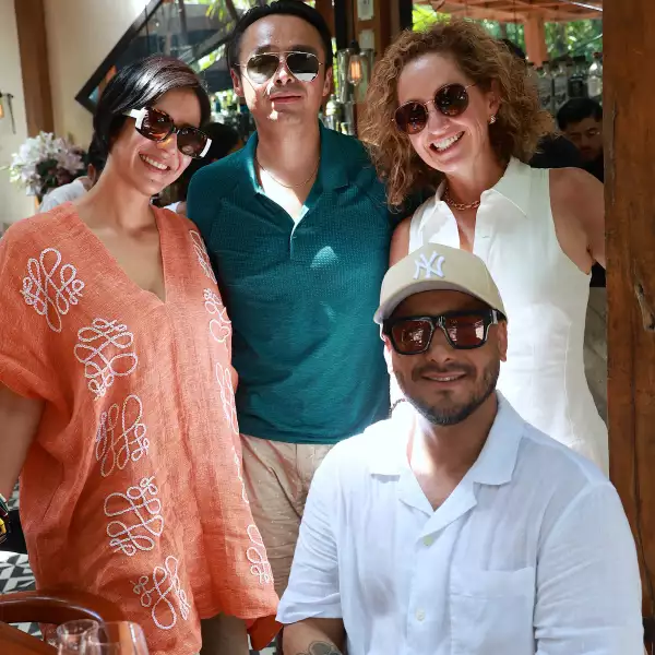 Deborah  Cárdenas , Pedro Aguilar , Gaby Sayago y Fausto Terán