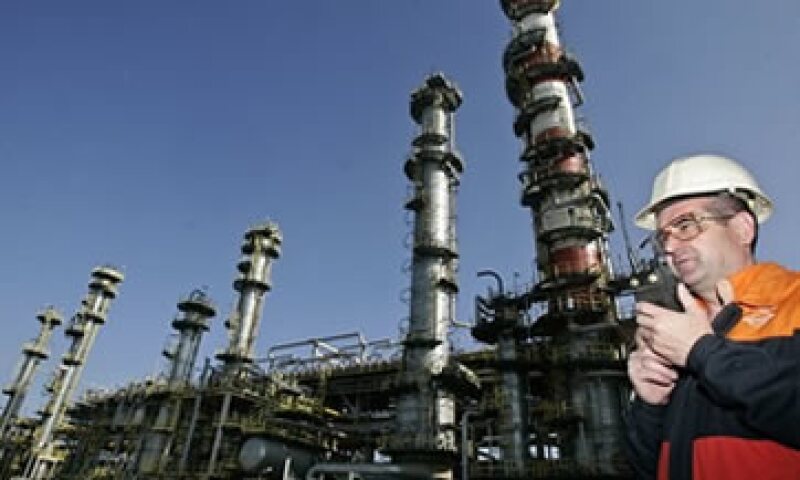 El pacto entre Pemex y Sacyr busca incrementar el poder de los dos socios en la gestión de Repsol. (Foto: AP)