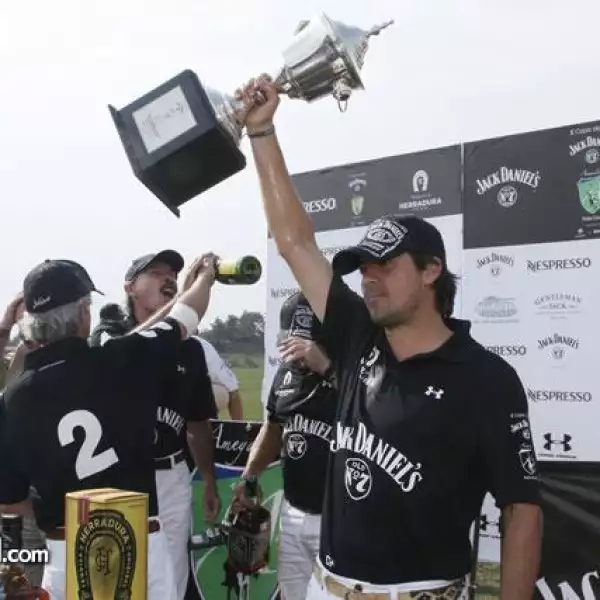 1 lugar Equipo Jack Daniels