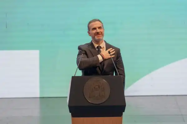 adrian-de-la-garza (2).jpeg