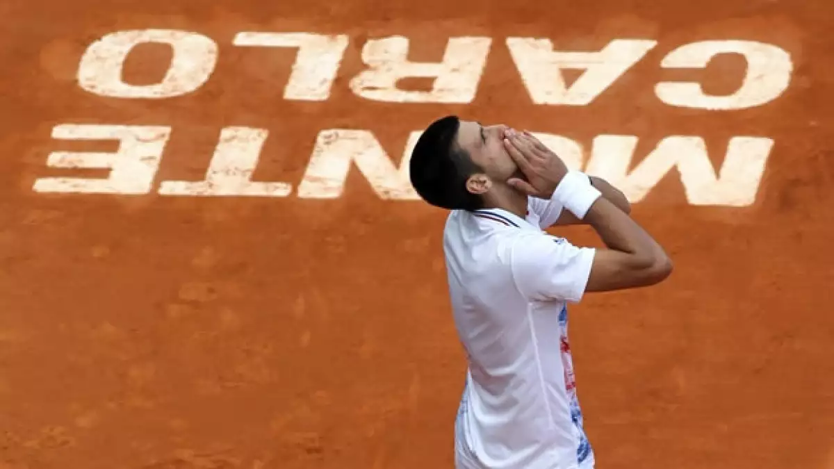 Djokovic clasifica a cuartos en Montecarlo