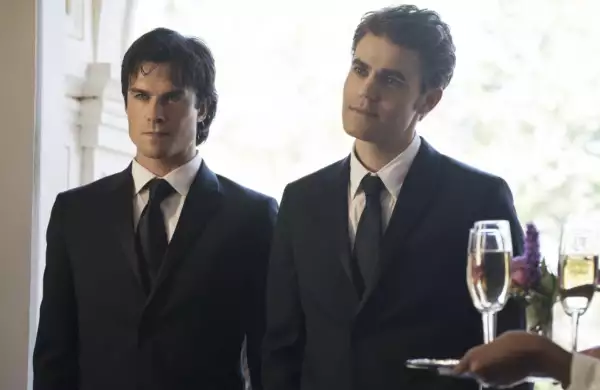 the vampire diaries.png