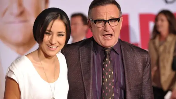 Varios meses han pasado desde la muerte del actor Robin Williams, cuya hija, Zelda, por fin ha hablado sobre lo difícil que le está siendo el proceso de estar sin él.