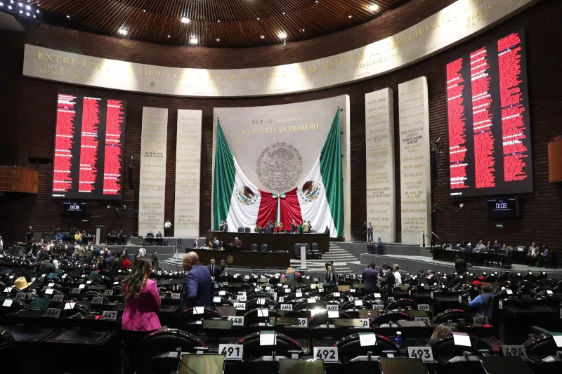 sesión de los diputados.jpeg