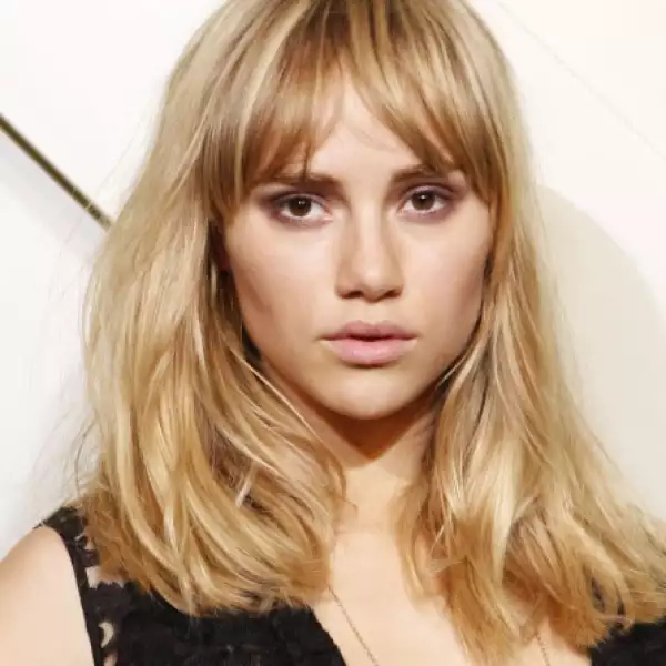 Suki Waterhouse