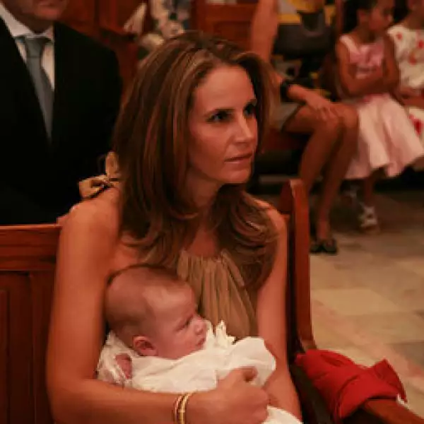 Roberta Compean, Mariano Ariztia