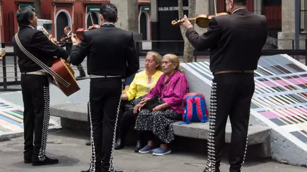 sana distancia 10 de mayo coronavirus