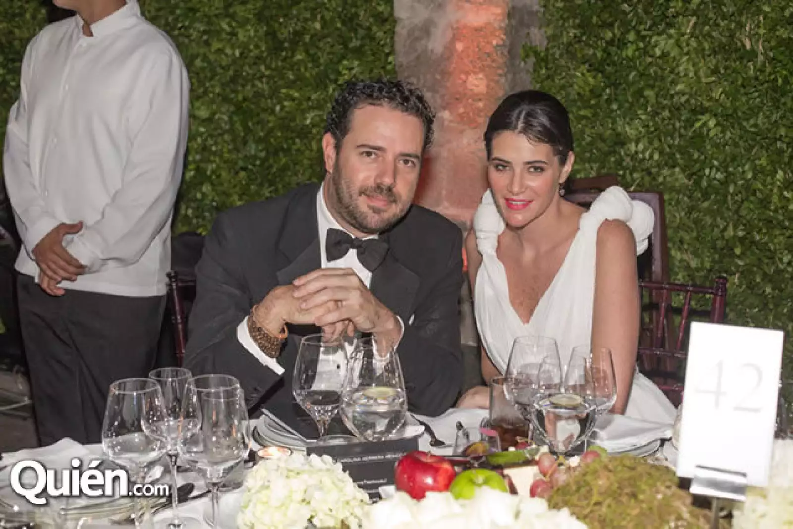 Hector Pacheco,Joanna Faria