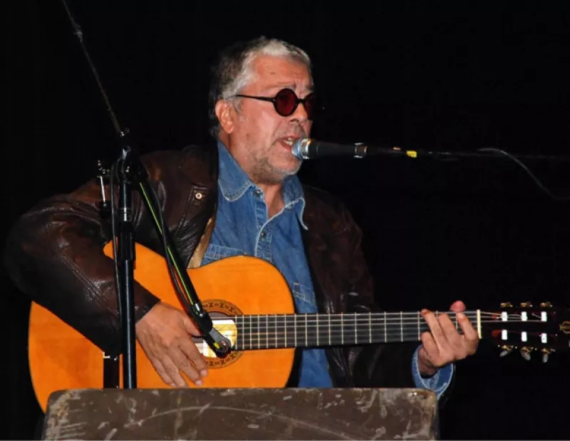 El cantautor argentino perdió la vida en una emboscada cuando salía hacia el aeropuerto de la ciudad de Guatemala.