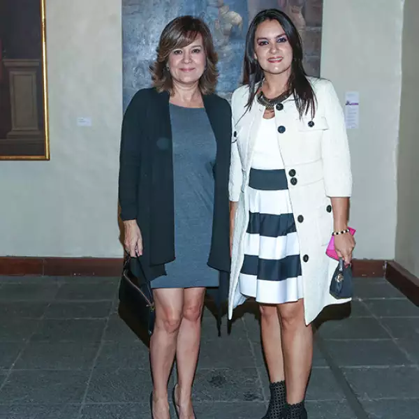 Arlette Parres y Alexandra Báez