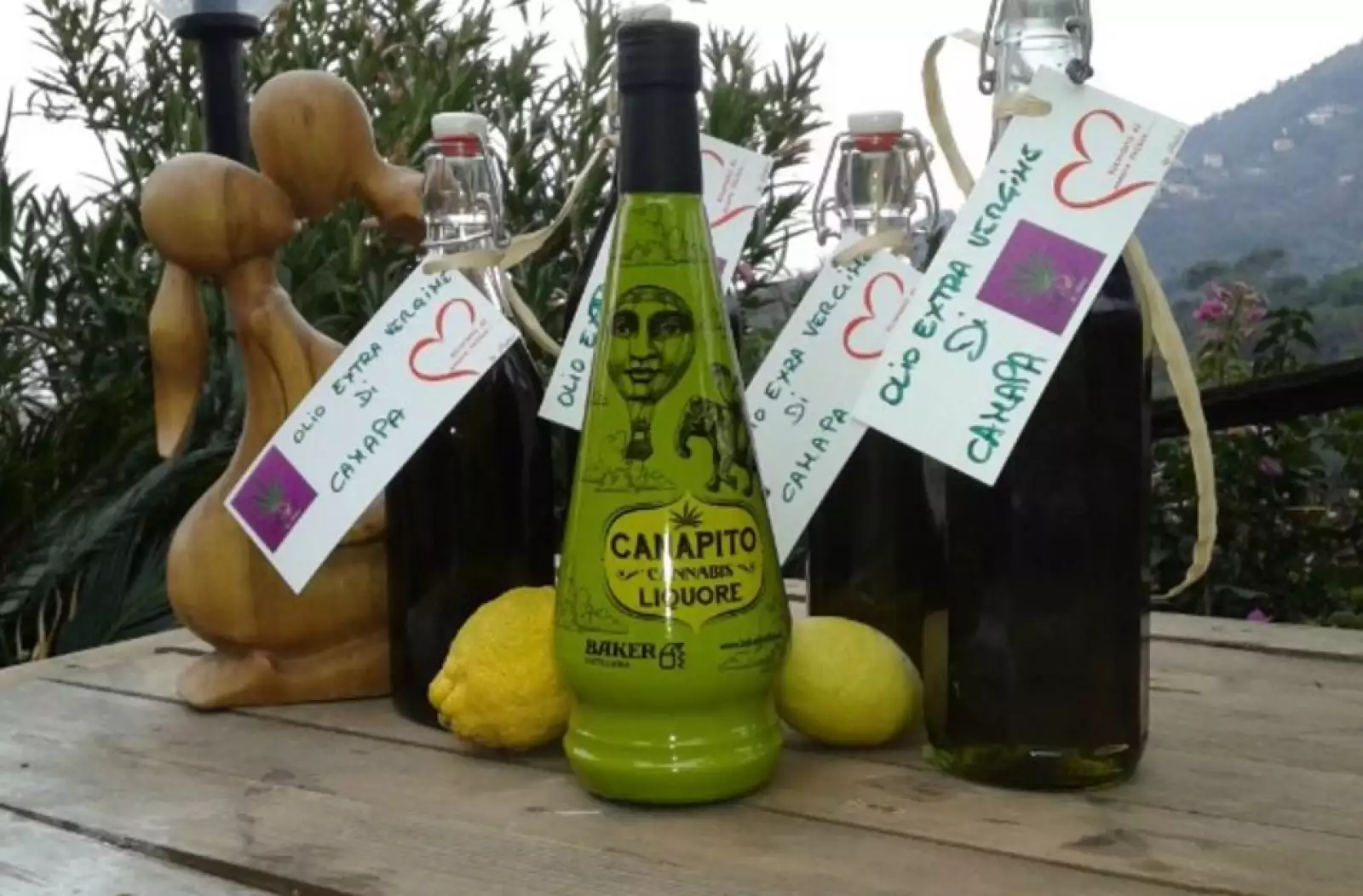 Pizza, aceite y licor