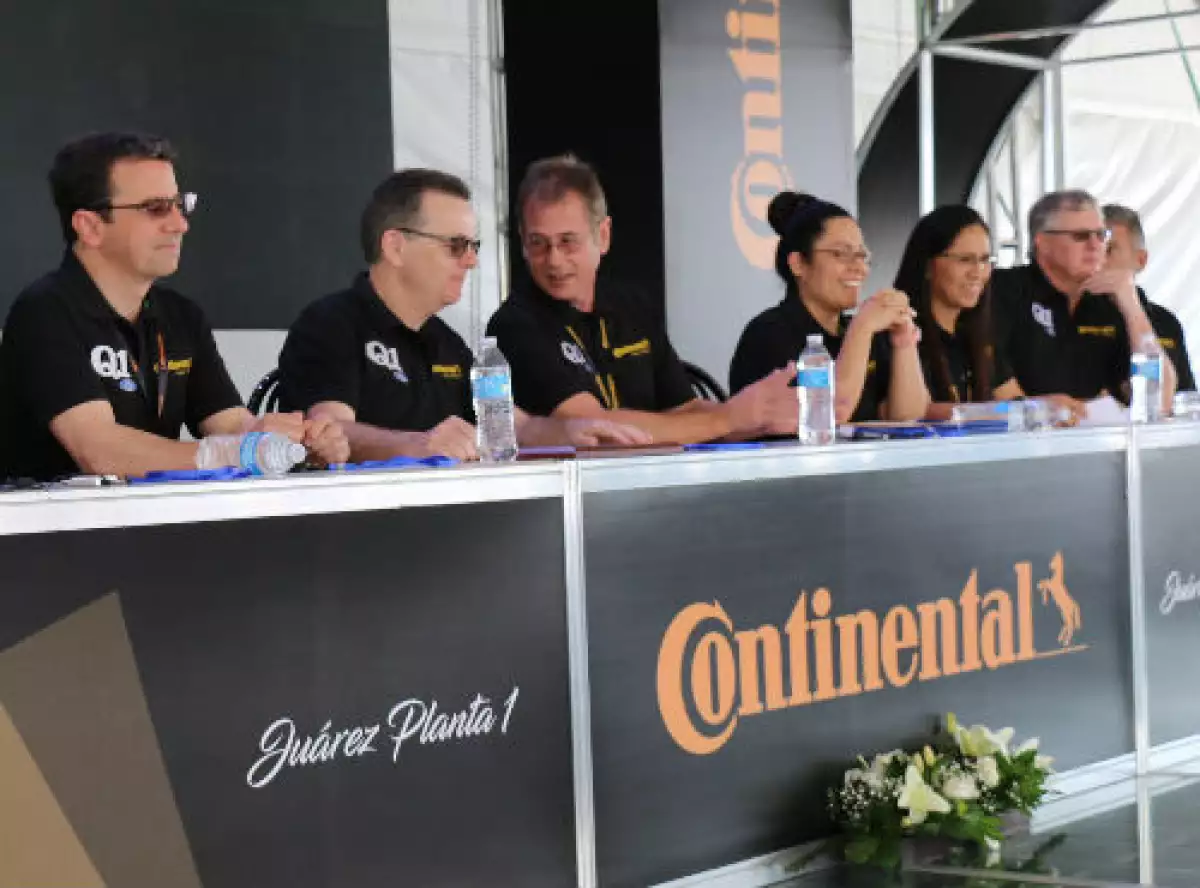 presentaci�n de Continental en su planta de Ciudad Ju�rez